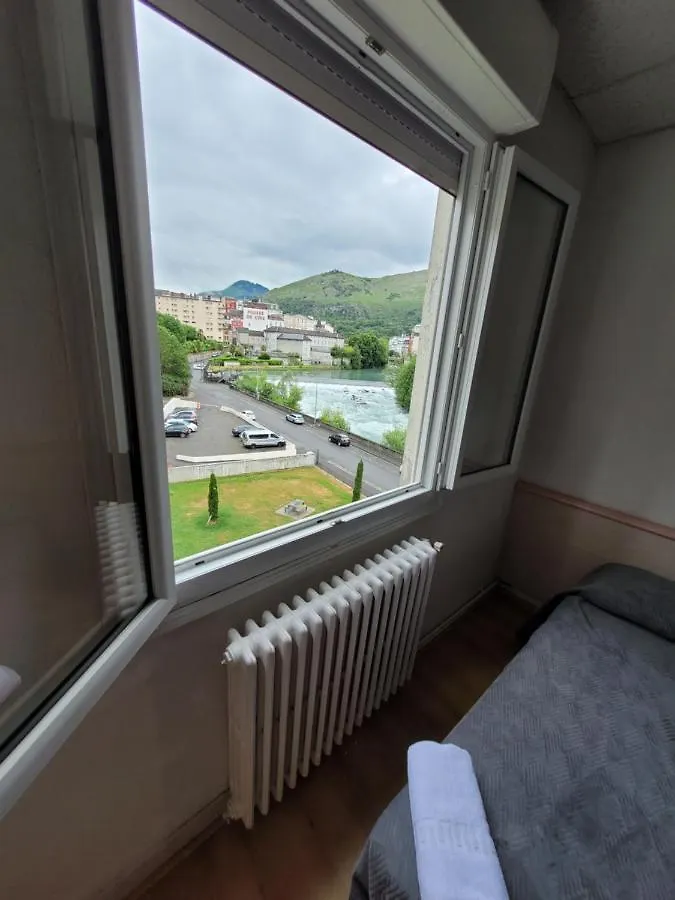 Hôtel Marquette Lourdes 2*,